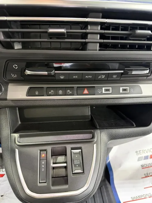 Peugeot Traveller 2025 Business