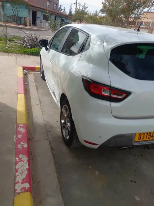 Renault Clio 4 2021 GT Line +