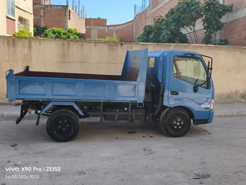 TOYOTA HiNO à benne 300 611 2014