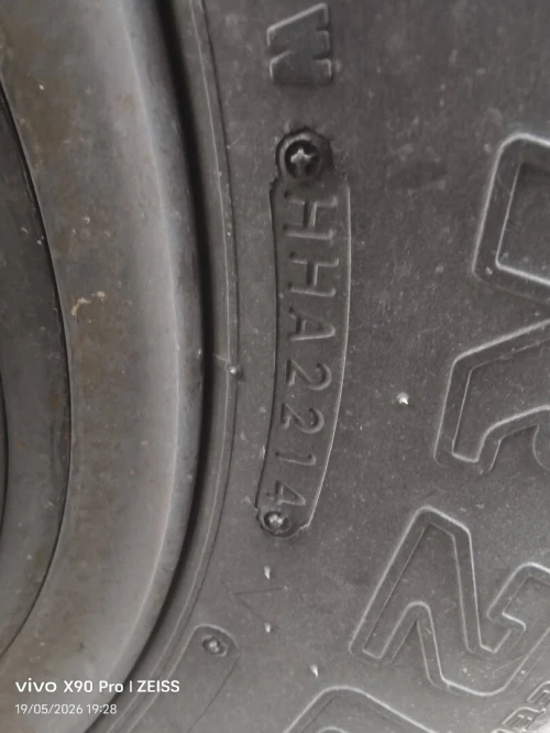 TOYOTA HiNO à benne 300 611 2014