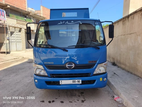 TOYOTA HiNO à benne 300 611 2014