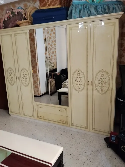 Armoire