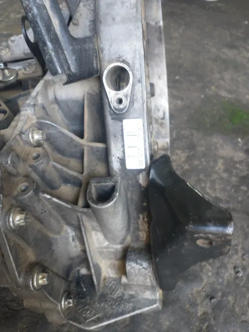 Boîte vitesse 1.5dci demareur avant
