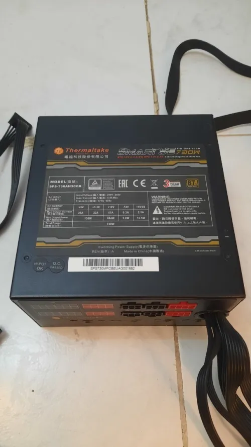 Alimentation Thermaltake 730 W, Noir