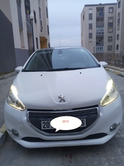 Peugeot 208 2013 Allure