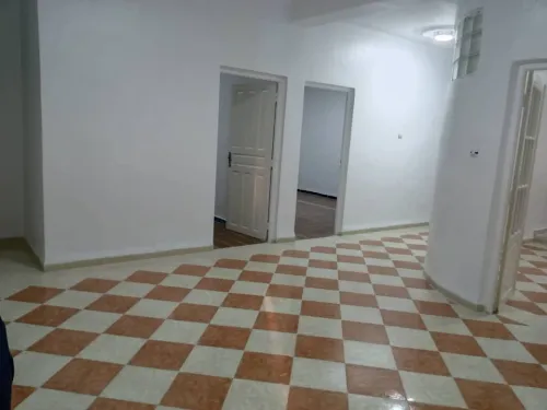 Location Appartement Niveau de villa F4 Constantine El khroub