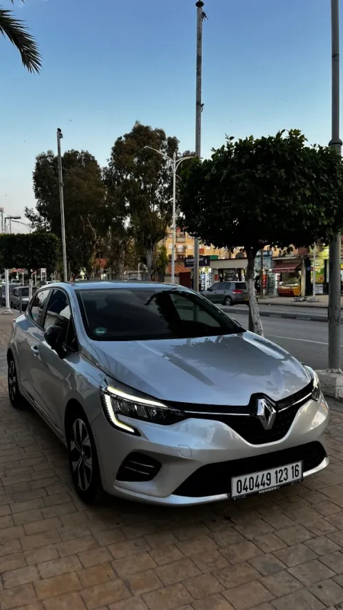 Renault Clio 5  2023 Evolution