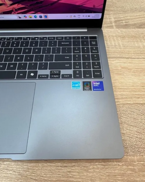 Samsung GalaxyBook5 pro 16"  Ultra 7 256V 