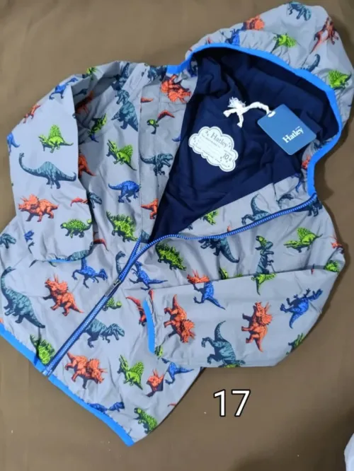 Vente lot de vêtements pour enfants بيع لو ملابس اطفال جملة 