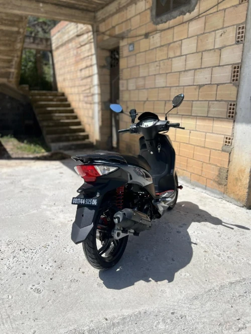 Sym SR 2025