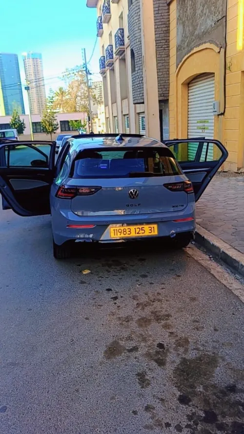 Volkswagen Golf 8 2025 R Black Edition 