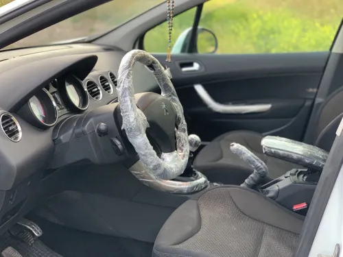 Peugeot 308 2013 