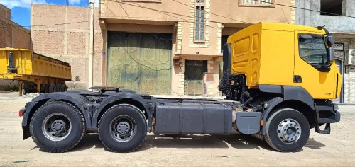 2011 renault kerax 