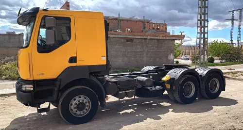 2011 renault kerax 