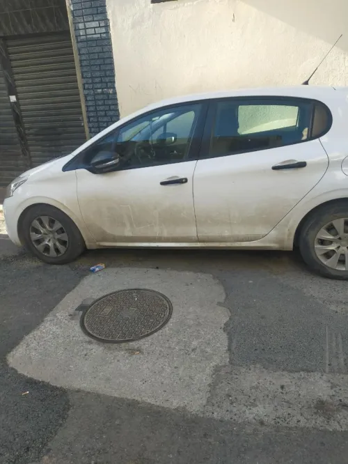 Peugeot 208 2013 Access