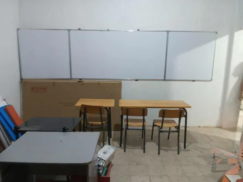 Tables et chaises Scolaires