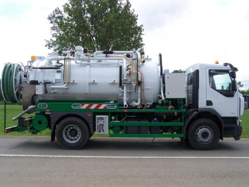 Camion vidange débouchage