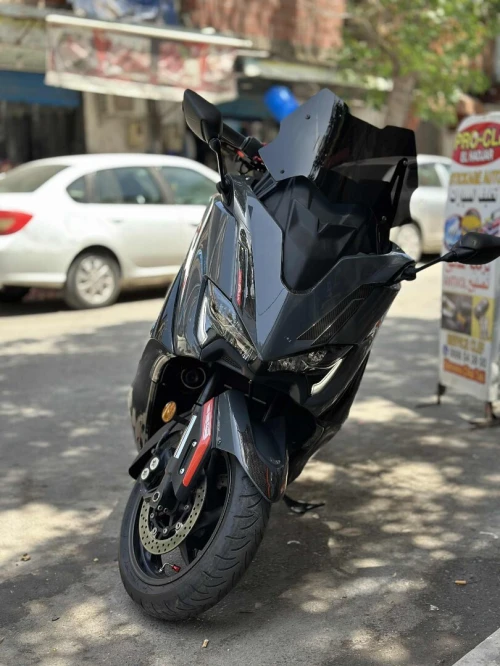 Yamaha Tmax 2021