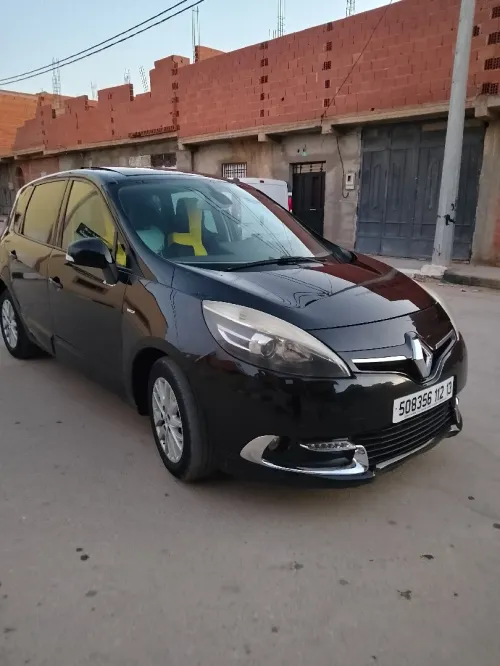 Renault Scenic 2012 Boss