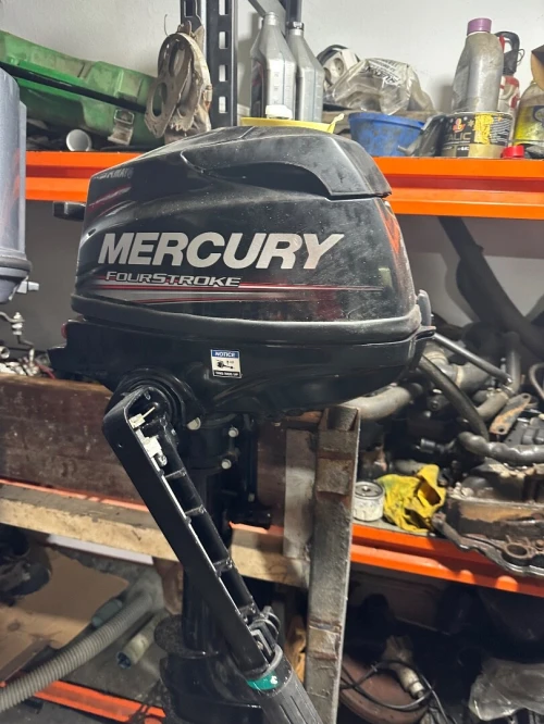 Jeanneau merry fisher 595 avec moteur SUZUKI 90ch 2012 et romorque
