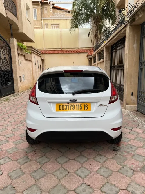 Ford Fiesta 2015 Trend Look
