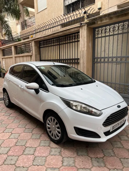Ford Fiesta 2015 Trend Look