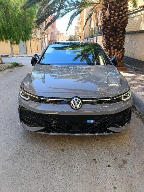 Volkswagen Golf 8 2025 R-Line