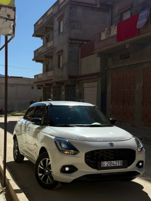 Suzuki Swift 2025 Monte-Carlo