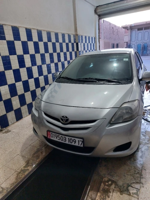 Toyota Yaris Sedan 2009 Yaris Sedan