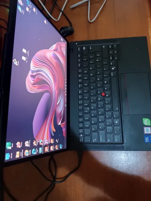 Thinkpad T14 Gen5 - 32GB ram - 1TB SSD