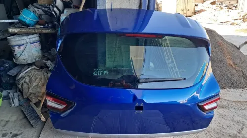Casquette clio 4