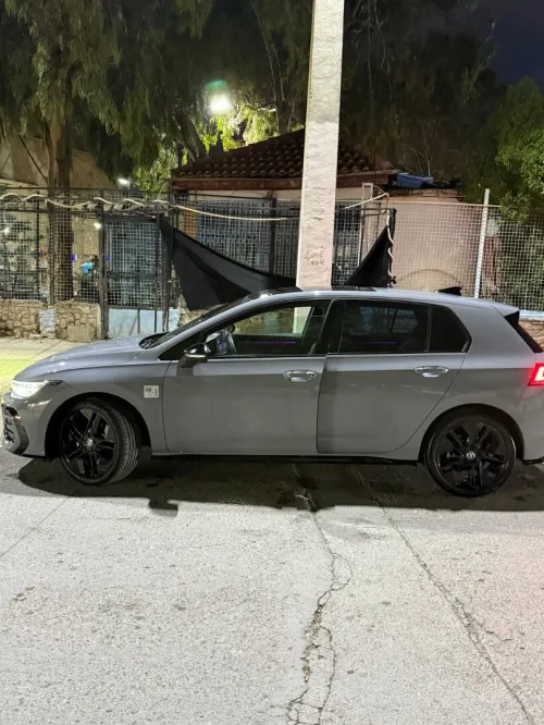 Volkswagen Golf 8 2025 R Black Edition 