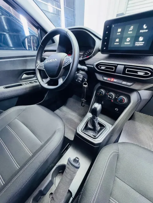 Dacia Sandero 2023 Essential
