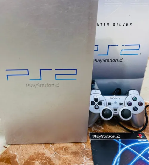 PlayStation 2 Satin Silver (SCPH-50004) - Collector Edition بلايستيشن 2