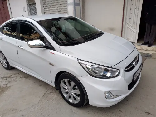 Hyundai Accent RB  4 portes 2018 