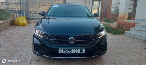 Volkswagen Passat 2025 Dragon 