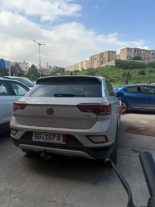 Volkswagen T-Roc 2023 Move