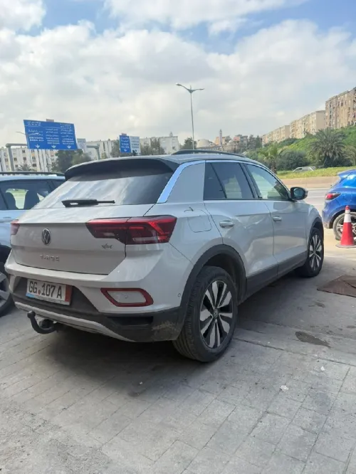 Volkswagen T-Roc 2023 Move