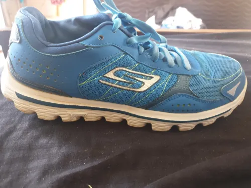 BASKET MARQUE SKECHERS