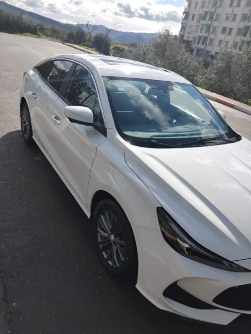MG 5 2025 auto