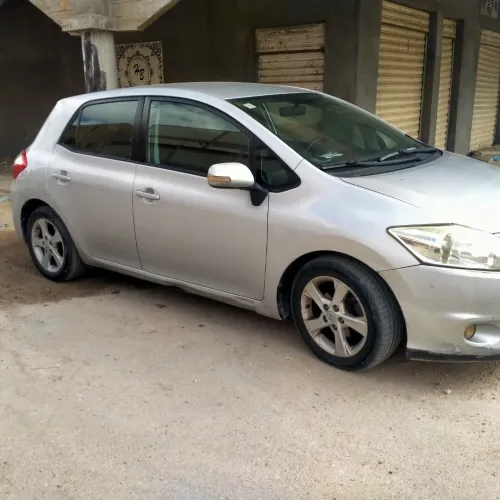 Toyota Auris 2012 Dynamique +