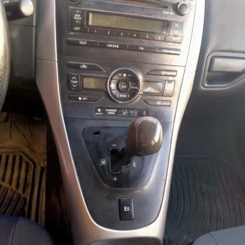 Toyota Auris 2012 Dynamique +
