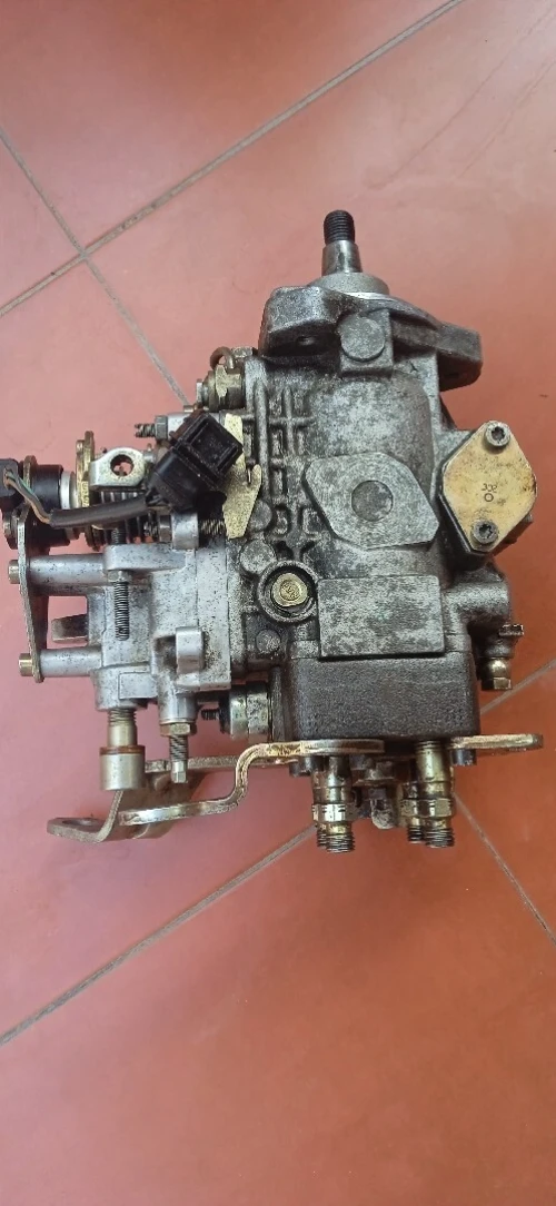 pompe injection lagona 2.2