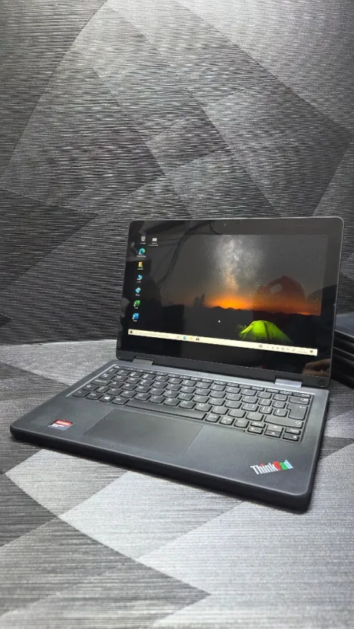 THINKPAD 11e Gen5 - i5 8th gen - Ram 8Go - 256Gb ssd - robuste et compact