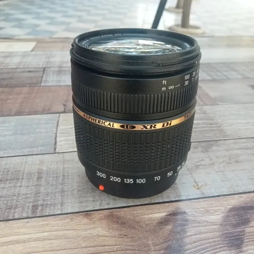Titre : Objectif Tamron 28-300mm f/3.5-6.3 Macro Très bon état