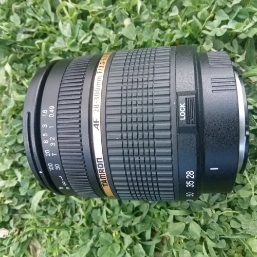 Titre : Objectif Tamron 28-300mm f/3.5-6.3 Macro Très bon état