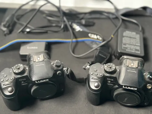 2 Panasonic lumix GH4 vidéo en 4k/UHD+objectif caméra  lumi 12-35 m et 25 