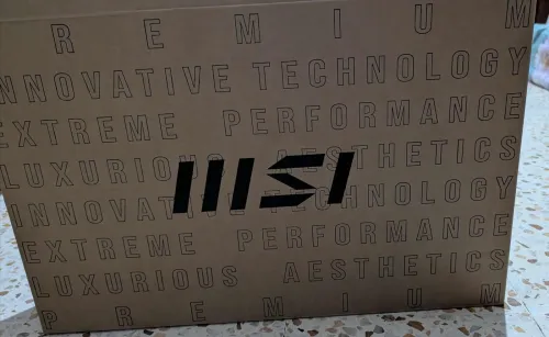 MSI - Ordinateurs portables de jeu Katana 15.6 po FHD - Intel Core i7-14650HX - RTX 5050 -1 To NVme