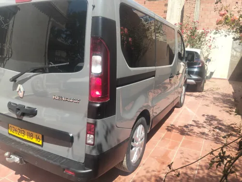 Renault Trafic 2018 Passenger 9 place