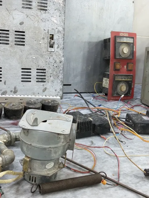 Pièces détachées pour four a gaz